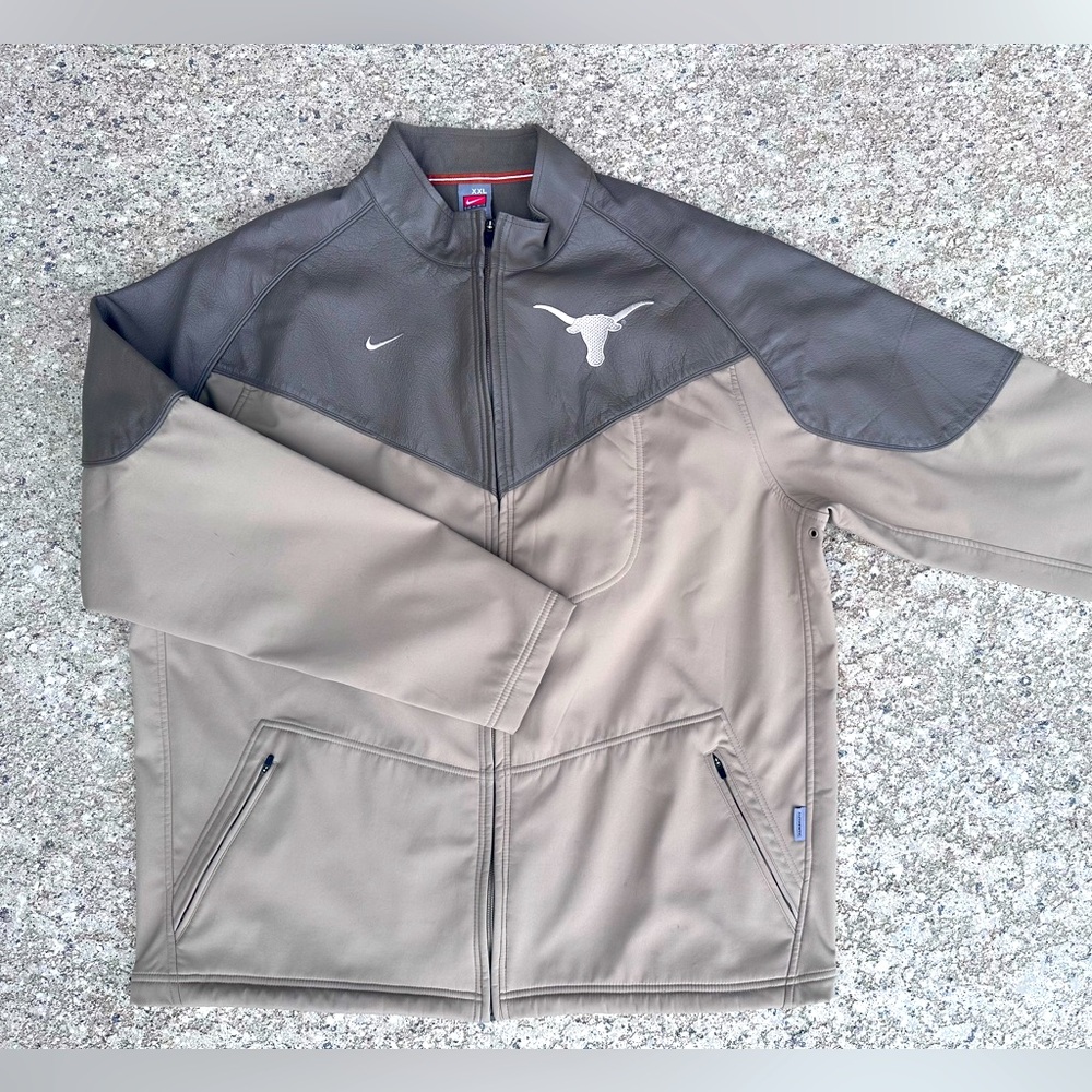 Nike University of Texas Jacket Sz XXL
